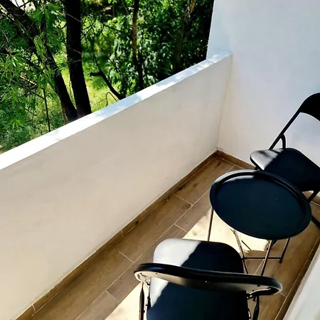 Fresh & Cozy Flat Near Cathedral 바르나