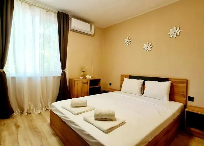 Fresh & Cozy Flat Near Cathedral * Warna